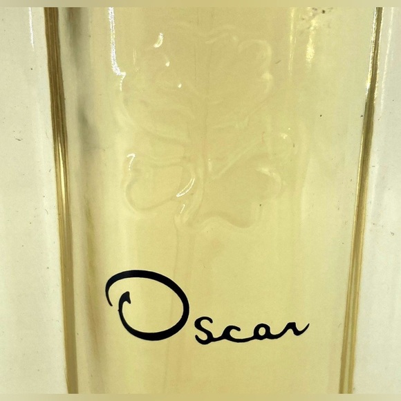 Oscar by Oscar de la Renta Fragrance Eau de Toilette 3.4 Fl Oz 100 ml - Picture 3 of 4